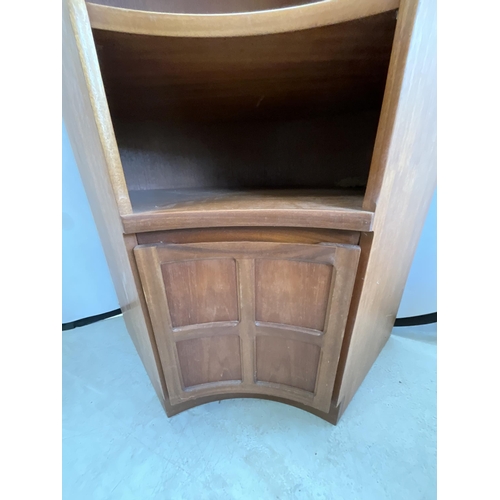 316 - VINTAGE NATHAN TEAK CORNER UNIT H76