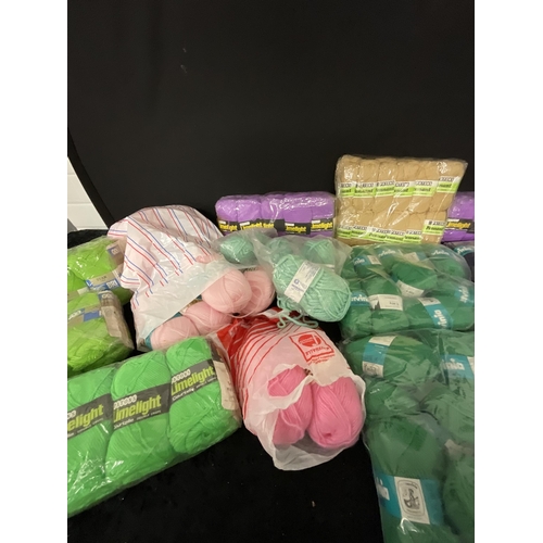 398 - LARGE CRATE OF KNITTING ITEMS WOOL ETC