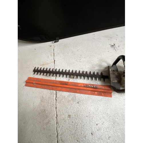 431 - STIHL HEDGETRIMMER