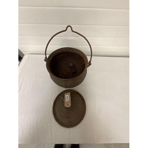 352 - CAST IRON CAULDRON WITH COVER H9