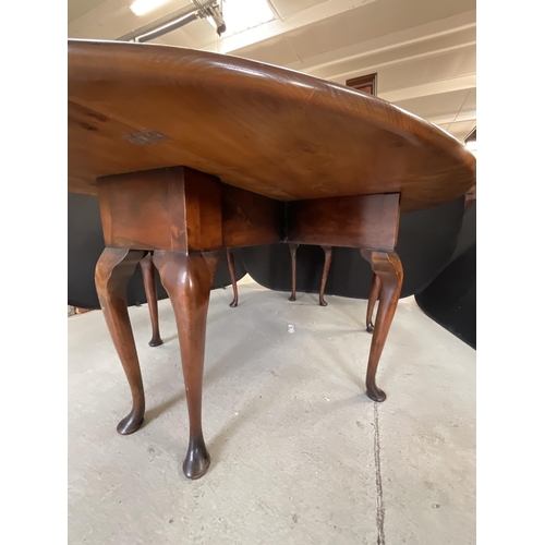 356 - ELM TOPPED DROP LEAF GATELEG WAKE TABLE H30