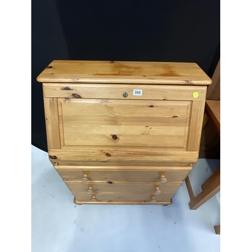 366 - MODERN PINE BUREAU H40