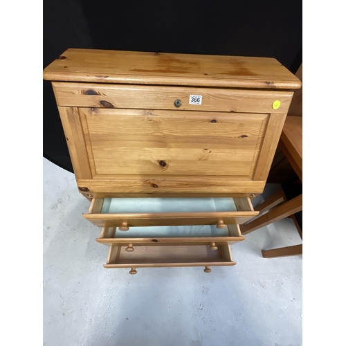 366 - MODERN PINE BUREAU H40