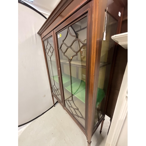 368 - EDWARDIAN MAHOGANY INLAID DISPLAY CABINET ON SABRE FEET H63