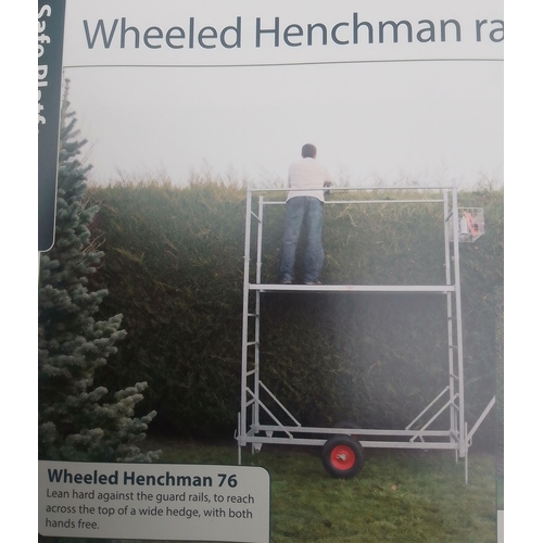 129 - WHEELED HENCHMAN MODEL 76 WITH A 6FT PLATFORM - A FULLY ADJUSTABLE WHEELED PLATFORM WITH ADJUSTABLE ... 