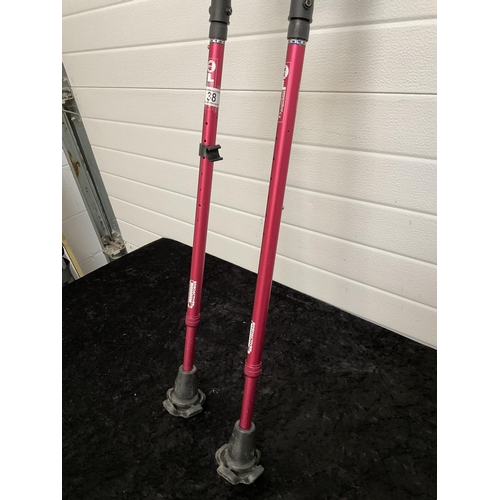 38 - ERGOBAUM SHOCK ABSORBER CRUTCHES