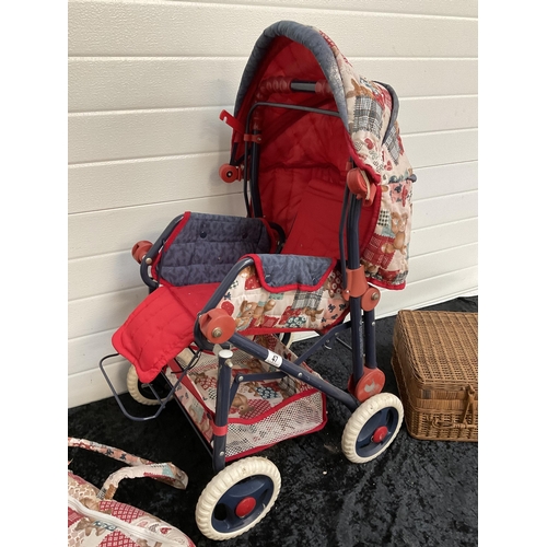 47 - WICKER HAMPER BASKET, DOLLS CHIC 2000 PUSHCHAIR