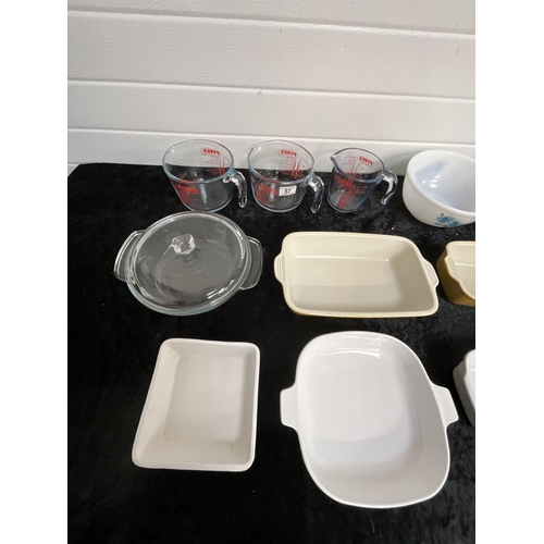 57 - BOX TO INCLUDE PYREX JUGS, OVEN TO TABLE DISHES, CASSEROLE DISHES ETC