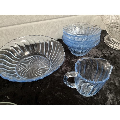 66 - BOX OF GLASS FRUIT BOWLS TO INCLUDE BLUE GLASS FRUIT SET