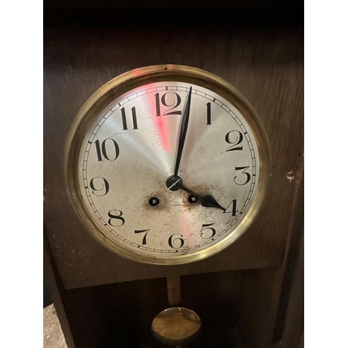 106 - VINTAGE OAK CASED WALL CLOCK H22