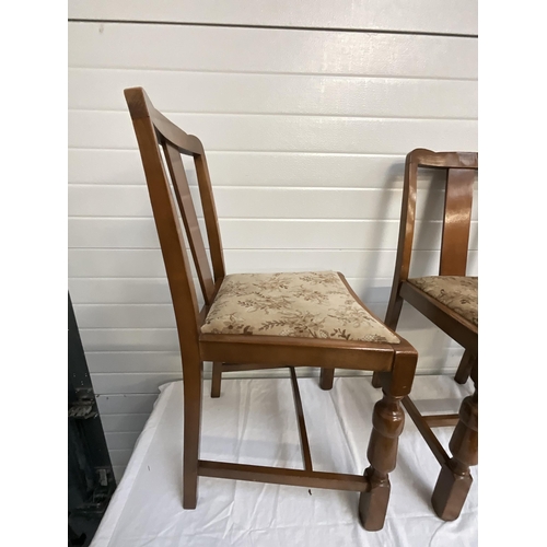 130 - 4 OAK VINTAGE DINING CHAIRS WITH POP OUT SEAT PADS