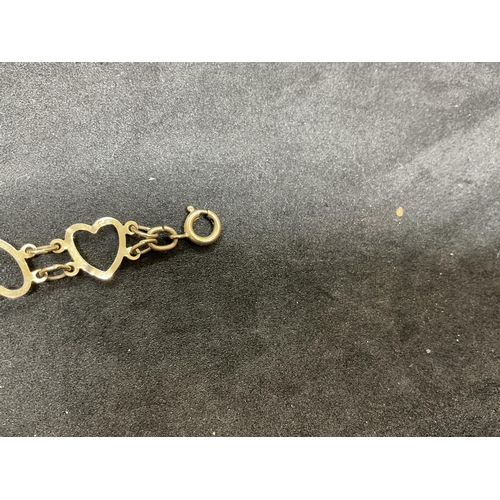 208 - 9CT GOLD LADIES BRACELET WIHT HEART DECORATION WEIGHT 3.2G