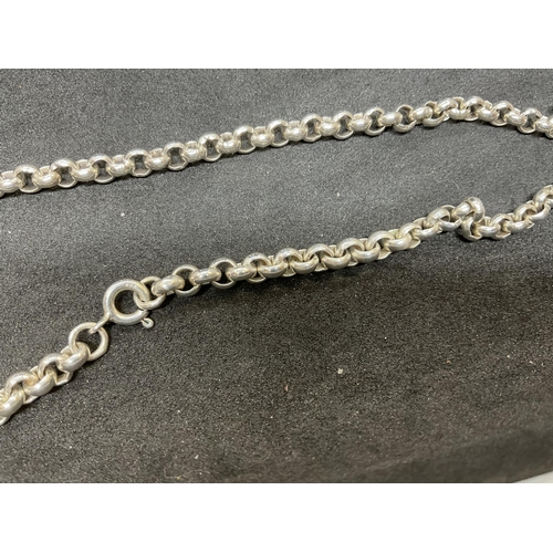 216 - HEAVY SILVER CHAIN L33