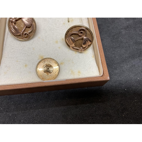 222 - BOXED PAIR OF 9CT GOLD CLOGAU EARRINGS 6G