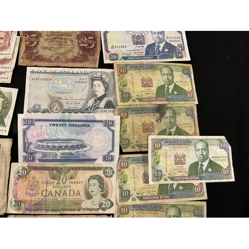 234 - QTY OF BRITISH & WORLD BANK NOTES