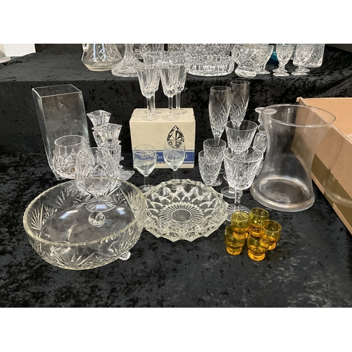 11 - 3 BOXES OF GLASSWARE TO INCLUDE DECANTERS ROSE BOWLS VASES WATERFORD BOXED CRYSTAL GLASSES ETC