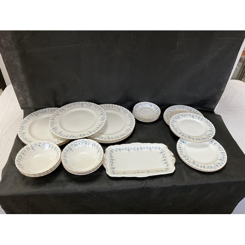 23 - BOX OF CHINA TO INCLUDE ROYAL ALBERT MEMORY LANE PATTERN DINNER AND TEA SET - APPROX 41 PIECES