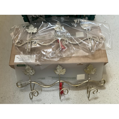 61 - CRATE OF NEW CERAMIC KNOBS, COAT HOOKS ETC