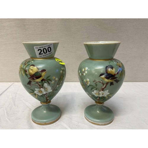 200 - PAIR OF VICTORIAN HAND PAINTED VASES H7.5