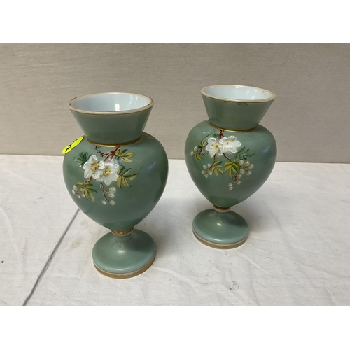 200 - PAIR OF VICTORIAN HAND PAINTED VASES H7.5