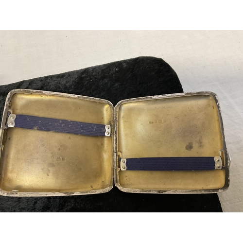 217 - COLLECTION OF CIGARETTE CASES TO INCLUDE A HALLMARKED BIRMINGHAM SILVER EXAMPLE A HALLMARKED SILVER ... 