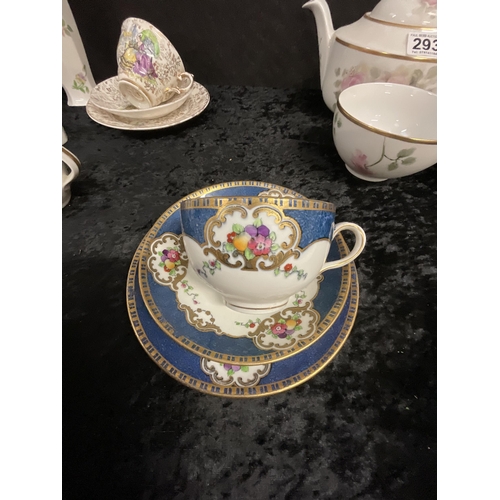 293 - BOX OF CHINA TO INC MINTON COALPORT ETC