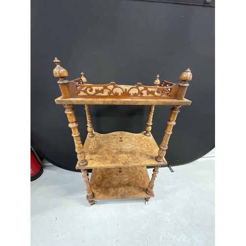 298 - VICTORIAN WALNUT 3 TIER SEPENTINE FRONTED INLAID WOT NOT H42