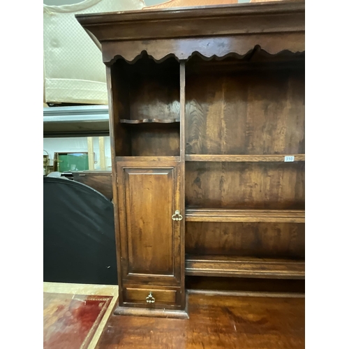 310 - OAK SHROPSHIRE DRESSER WITH RACK WITH 3 DRAWERS TO BASE H81