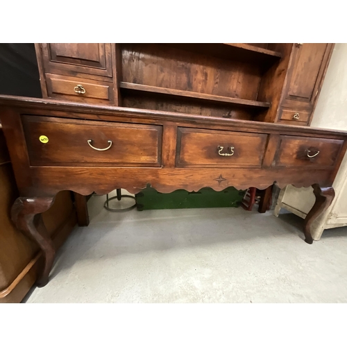 310 - OAK SHROPSHIRE DRESSER WITH RACK WITH 3 DRAWERS TO BASE H81