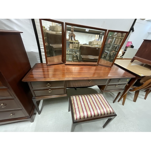 326 - STAG MERRIDEW MAHOGANY TRIPLE MIRROR KNEEHOLE DRESSING TABLE H50