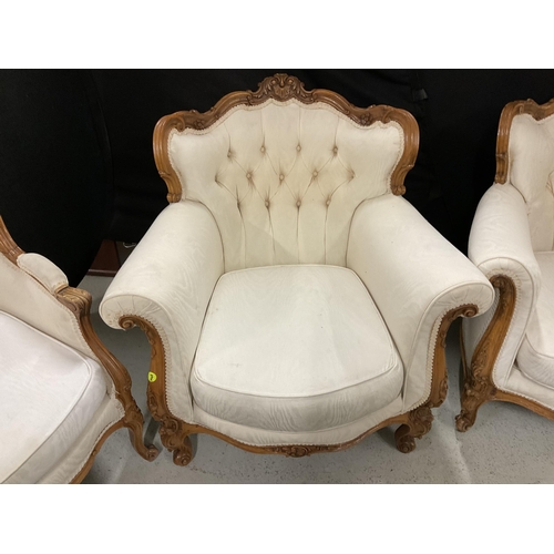 336 - REPRODUCTION ITALIAN STYLE WALNUT FRAMED UPHOLSTERED 3 PIECE LOUNGE SUITE TO INC 2 SEATER SETTEE LAD... 