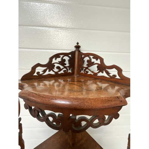 369 - VICTORIAN WALNUT 4 TIER CORNER WOT NOT A/F H50