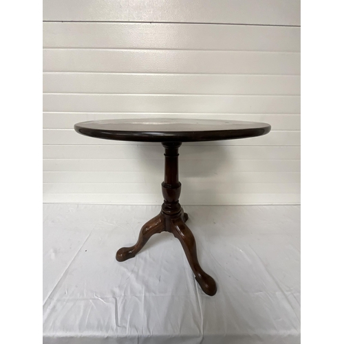 371 - VICTORIAN MAHOGANY TILT TOP PEDESTAL TABLE H28