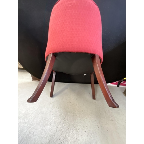 377 - EDWARDIAN MAHOGANY UPHOLSTERED TUB CHAIR