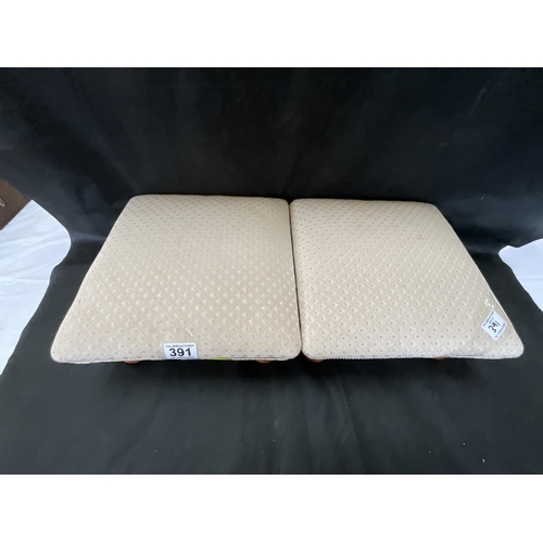 391 - 2 UPHOLSTERED EDWARDAIN FOOT STOOLS H5