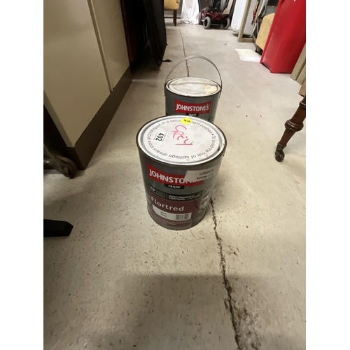 402 - 2 TINS OF FLOOR PAINT 1 X RED 1 X GREY