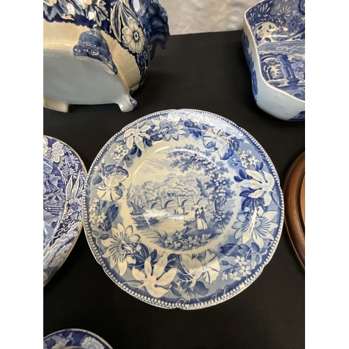 24 - BOX OF BLUE & WHITE VICTORIAN AND LATER CHINA TO INCLUDE SPODE ETC