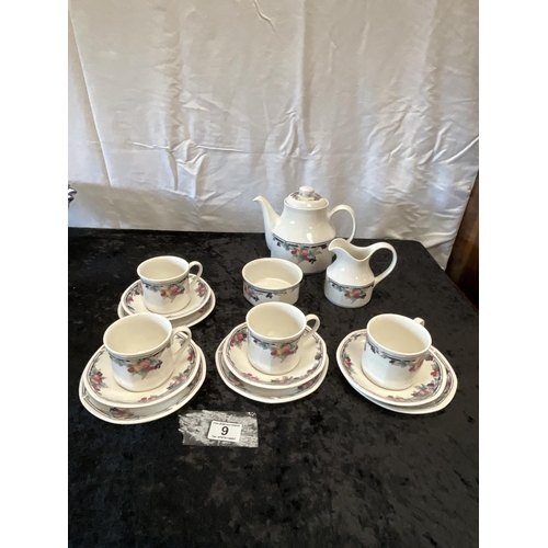 9 - BOX OF CHINA TO INCLUDE PORTMEIRION, ROYAL DOULTON AUTUMN GLORY TEA SET ETC