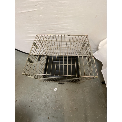 29 - FOLDING PET CAGE H20