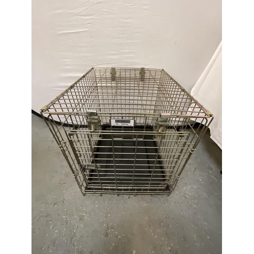 29 - FOLDING PET CAGE H20