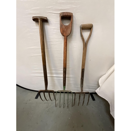 32 - 3 VINTAGE GARDEN FORKS