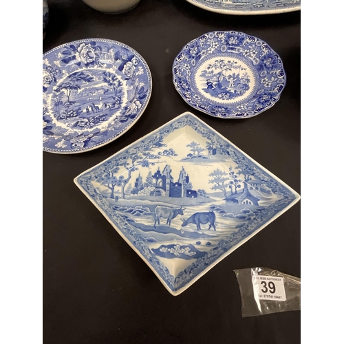 39 - BOX OF VICTORIAN AND LATER BLUE & WHITE CHINA TO INCLUDE SPODE ETC