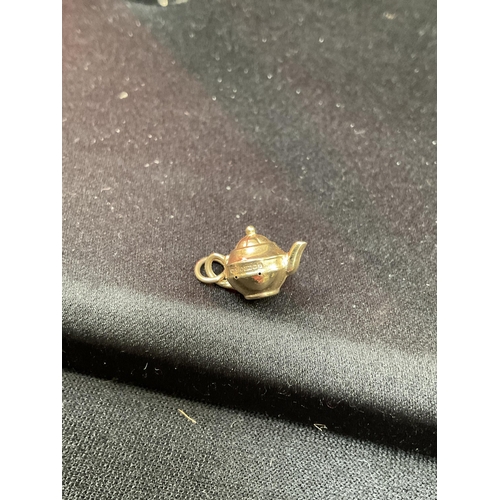 170 - 9CT GOLD EARRINGS AND 9CT TEAPOT CHARM - 3.2G