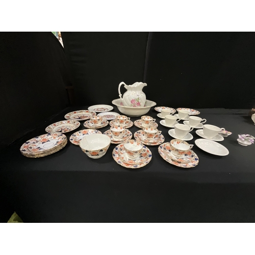 342 - BOX OF CHINA TO INCLUDE VICTORIAN TEA SET, JUG & BOWL ETC