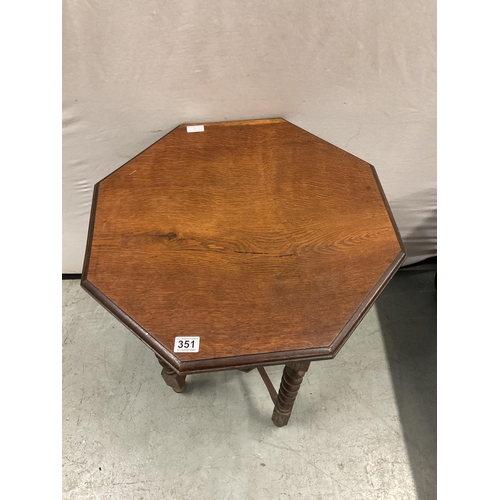 351 - OCTAGONAL OAK WINDOW TABLE WITH BARLEYTWIST STRETCHERED LEGS H31