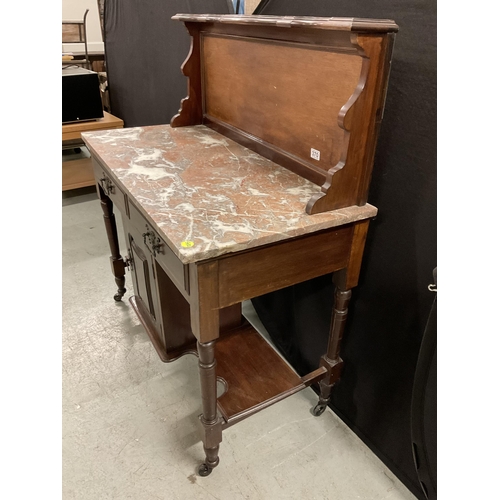 370 - EDWARDIAN MAHOGANY MARBLE TOP WASHSTAND WITH 2 DRAWERS OVER SINGLE DOOR TO BASE H46