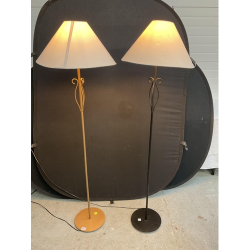 413 - 2 MODERN METAL STANDARD LAMPS COMPLETE WITH SHADES H64