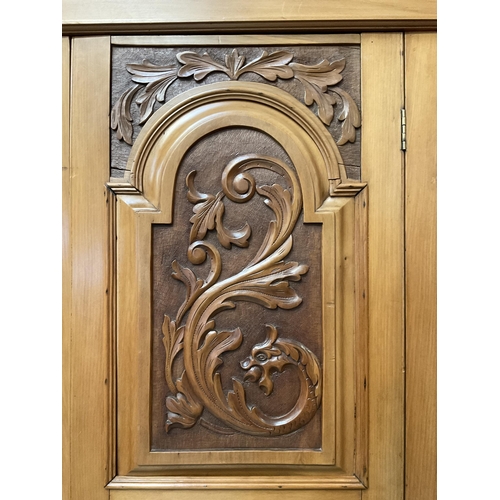 417 - EDWARDIAN SATINWOOD MIRROR DOOR DOUBLE WARDROBE WITH CARVED PANEL TO CENTRE AND DRAWER TO BASE H79