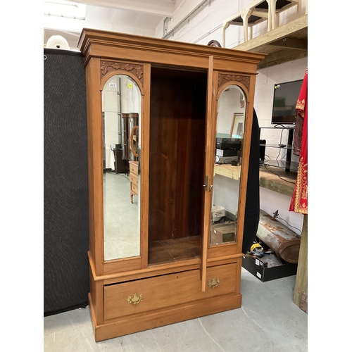 417 - EDWARDIAN SATINWOOD MIRROR DOOR DOUBLE WARDROBE WITH CARVED PANEL TO CENTRE AND DRAWER TO BASE H79