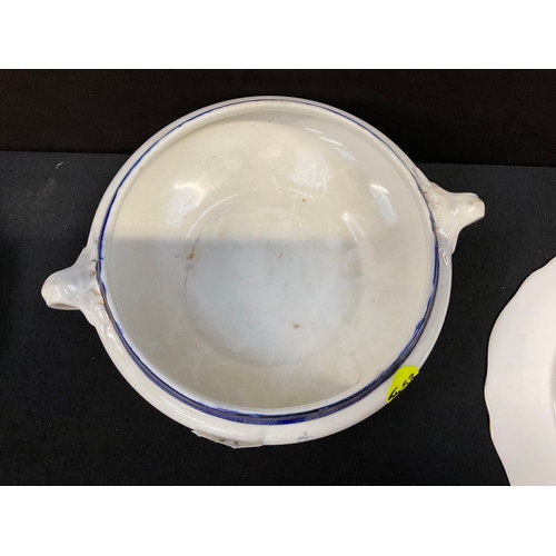 37 - QTY EARLY SPODE SHROPSHIRE REGIMENT LIII KSLI CHINA TO INCLUDE PLATES AND TWIN HANDLED TUREEN BOWL A... 